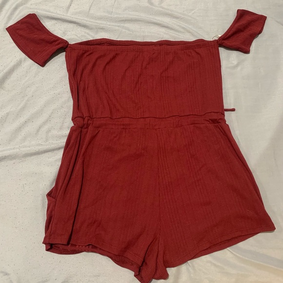 Red romper - Picture 2 of 2
